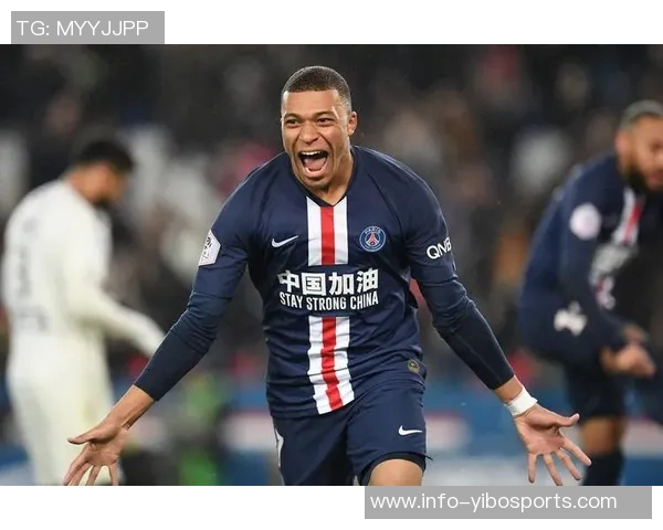 巴黎圣日耳曼持续攀升表现出色热刺状态骤降引发关注与担忧